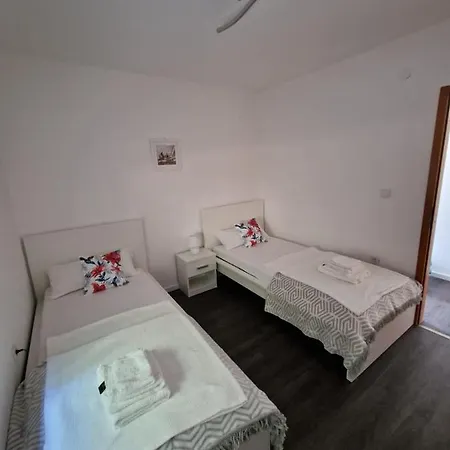 Apartman Bravo *
