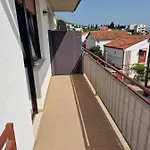 Bravo Podstrana