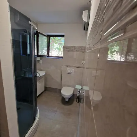 Lejlighed Bravo Podstrana