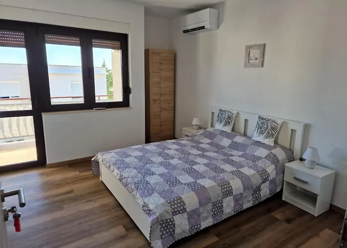 Apartment Bravo