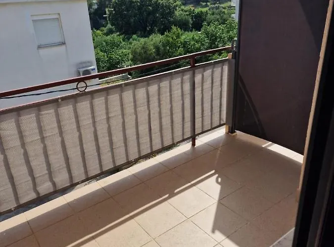 Bravo Apartment